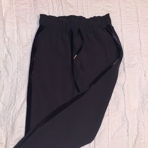 Lululemon joggers